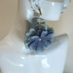 Blue and Gold Floral Earrings with Ombré & Pearls Design